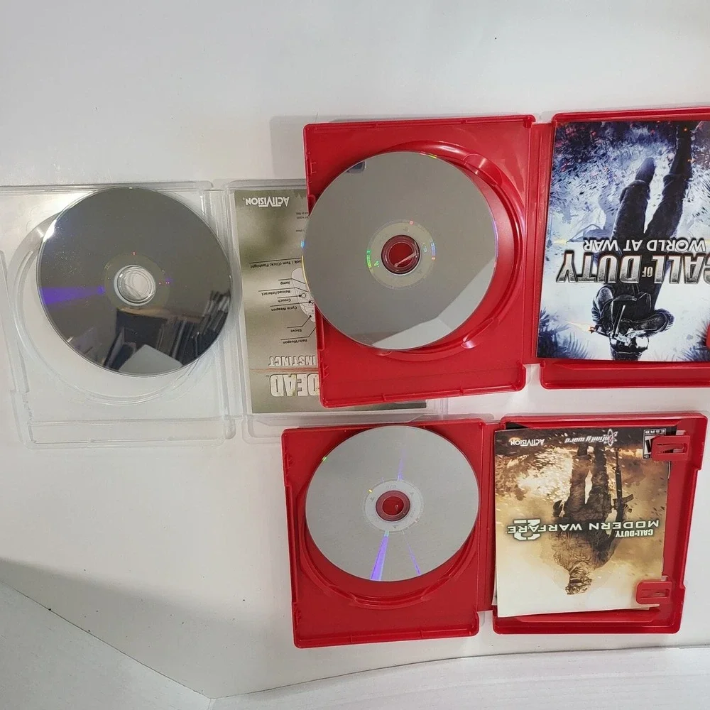 PlayStation 3 Call of Duty Modern Warfare 2 & World at War The Walking Dead 297